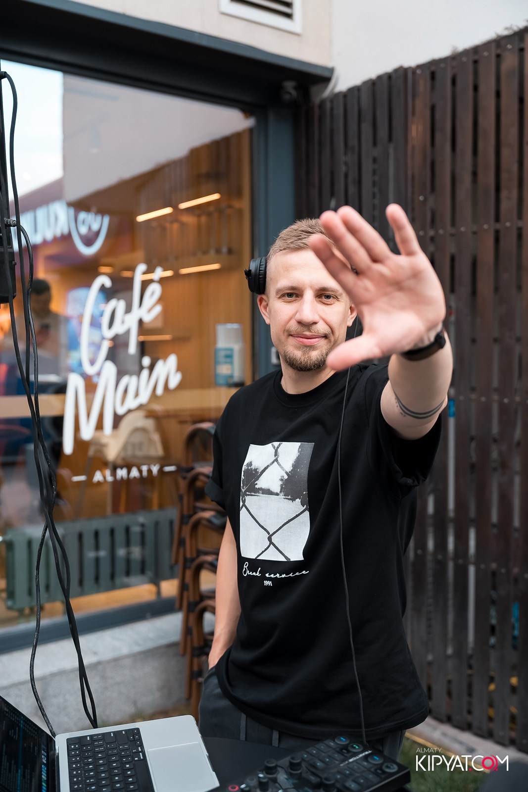 ДЕНЬ РОЖДЕНИЯ CAFE MAIN — 1 ГОД. КИПЯТКОМ АЛМАТЫ!