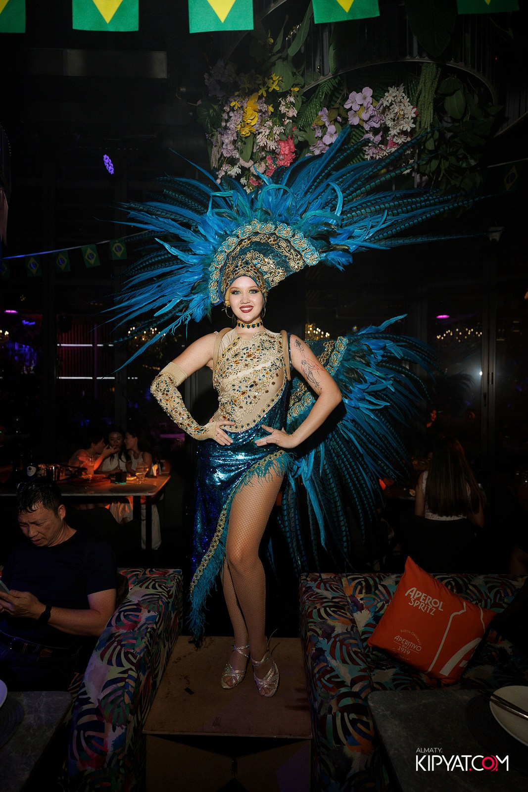 FRIENDS BAR & TERRACE. КИПЯТКОМ АЛМАТЫ! Фотосъемка мероприятий в Алматы