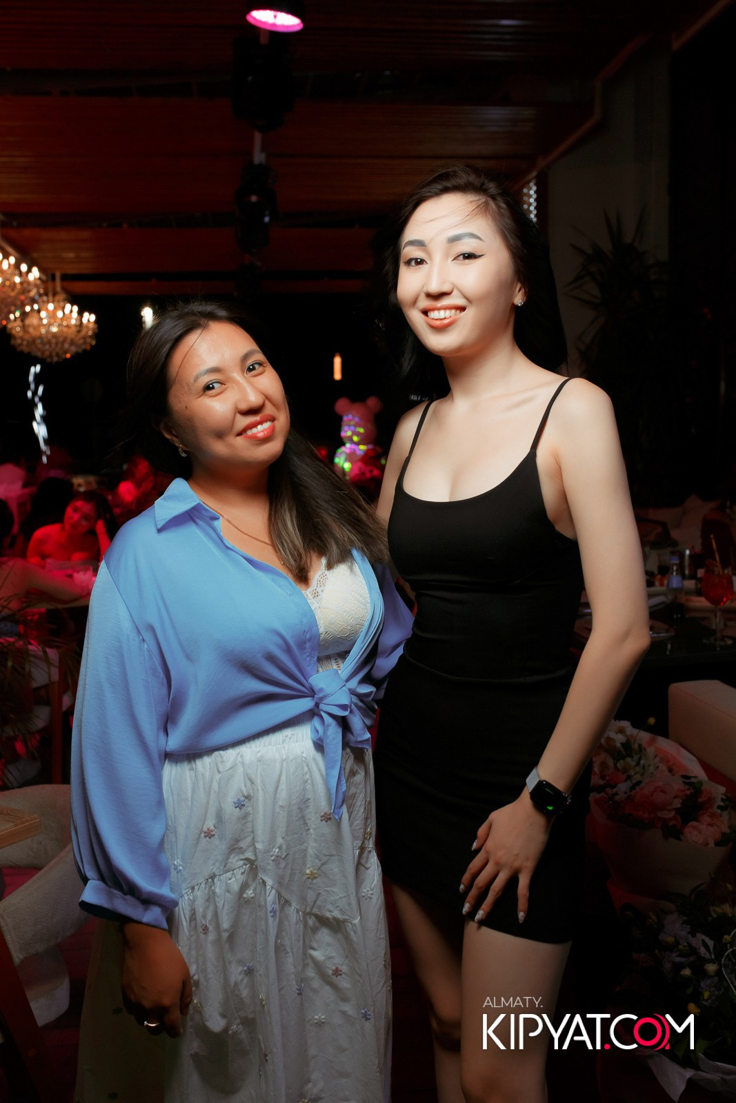 FRIENDS BAR & TERRACE. КИПЯТКОМ АЛМАТЫ!