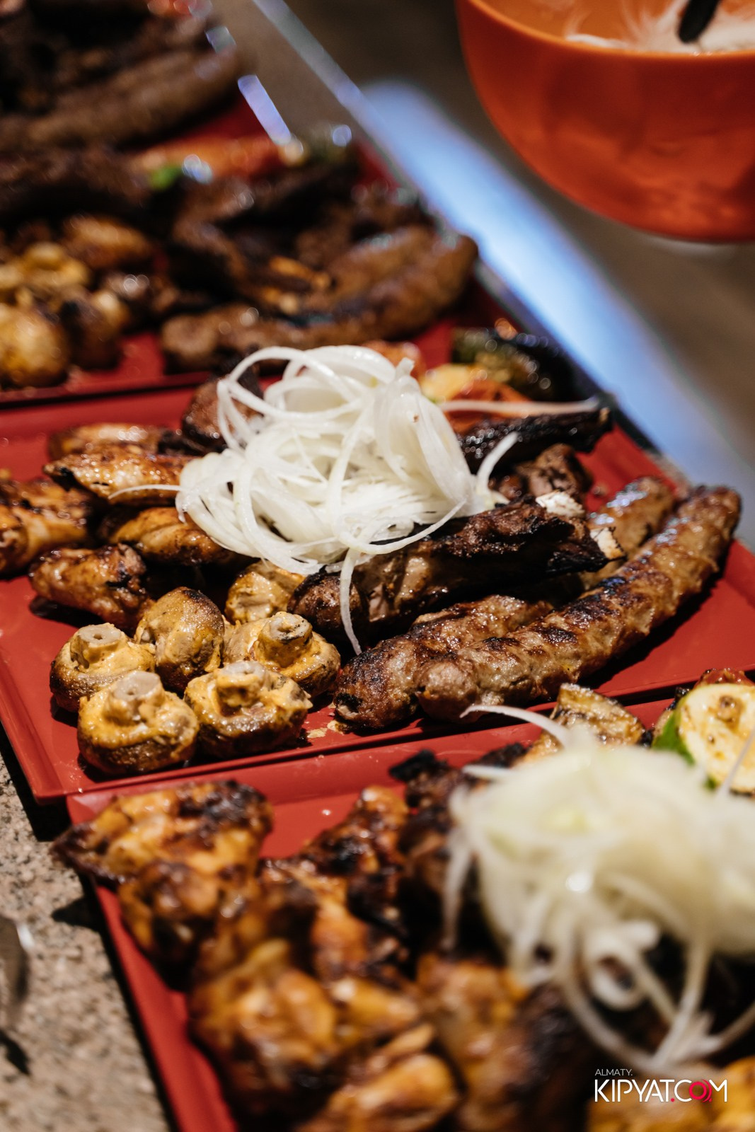 КАФЕ ЖАСМИН НА ЯССАУИ. КИПЯТКОМ АЛМАТЫ!