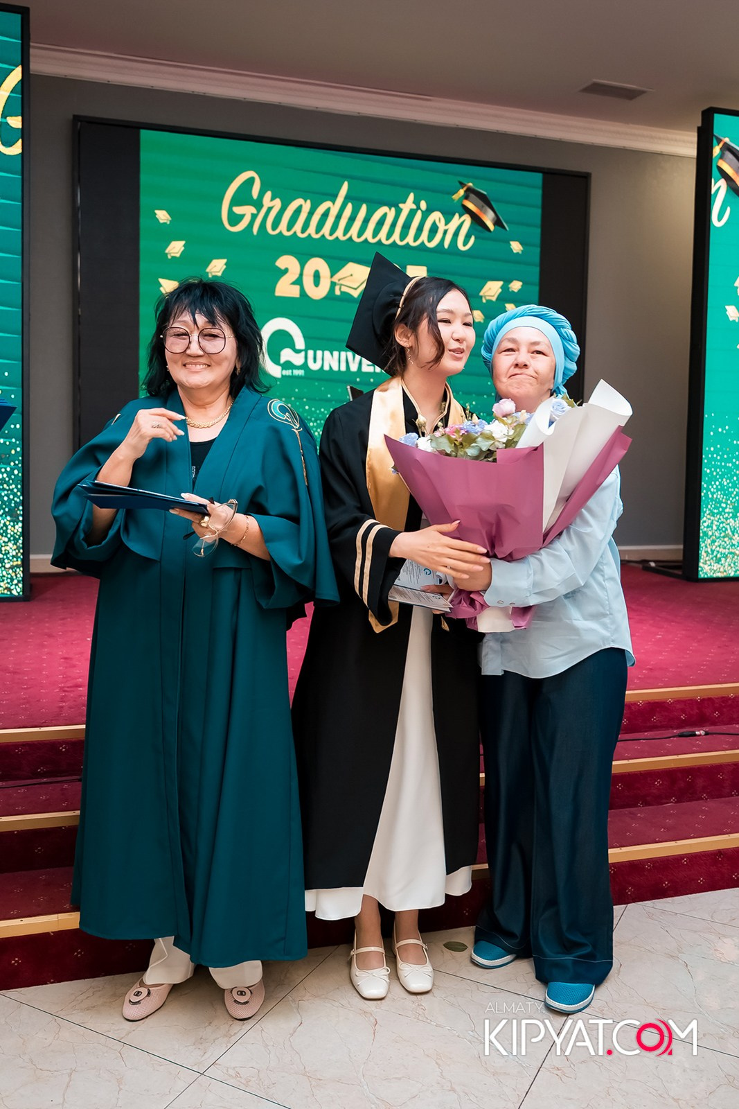 GRADUATION 2025 Q UNIVERSITY. КИПЯТКОМ АЛМАТЫ!