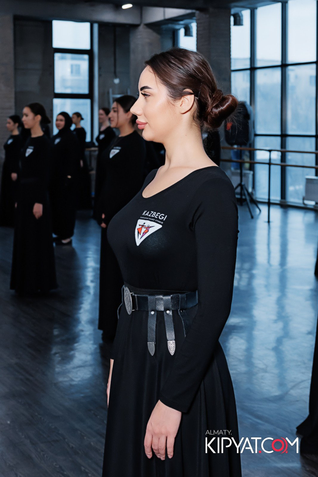 BLOCKBUSTER ТАНЦЕВАЛЬНАЯ АКАДЕМИЯ. КИПЯТКОМ АЛМАТЫ!