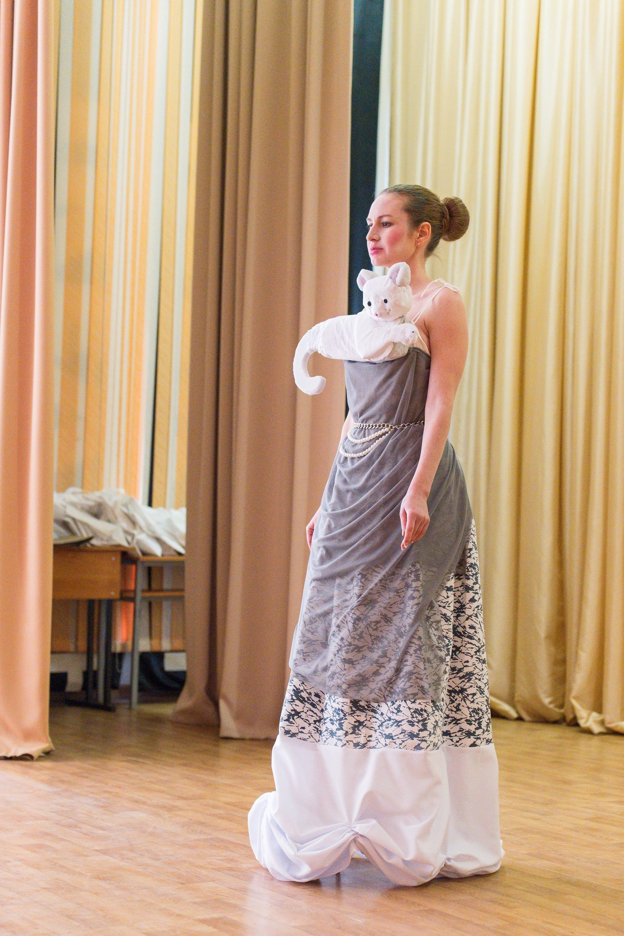 Царскосельский кутюрье. Репортажная съёмка в Санкт-Петербурге, Константин Петров