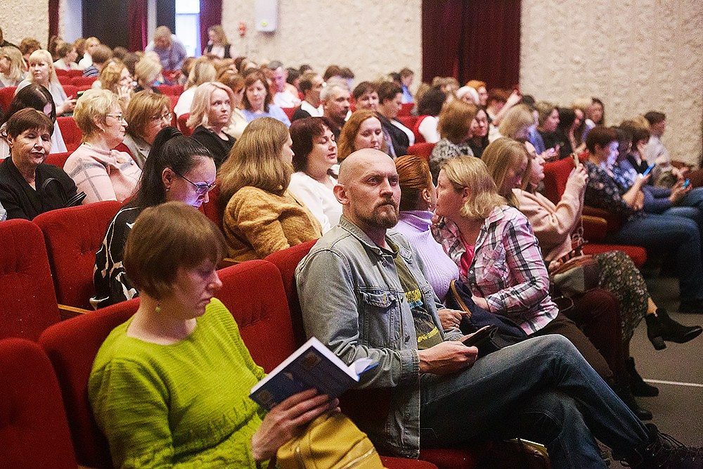 Стендап Ольги Савельевой «Всё обязательно наладится». Детский и семейный фотограф, фотограф мероприятий Нижний Новгород