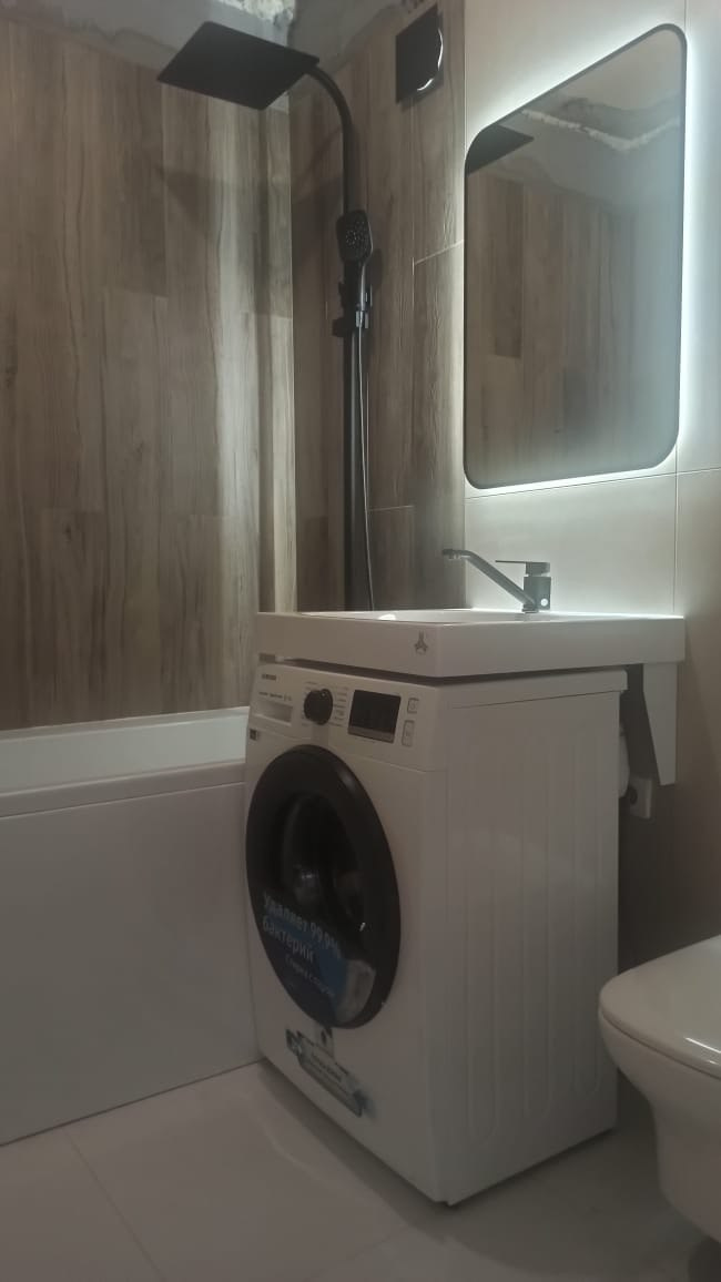 Ванная комната (ул. Театральная д. 13). Ремонт санузла, туалета, ванной под ключ в Казани. Укладка плитки