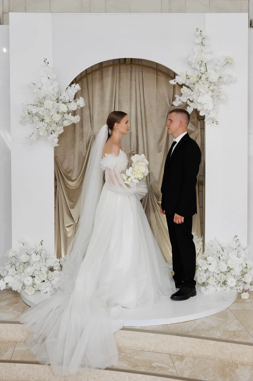 Свадьба в белом цвете. Декоратор флорист оформление свадеб Тольятти Самара