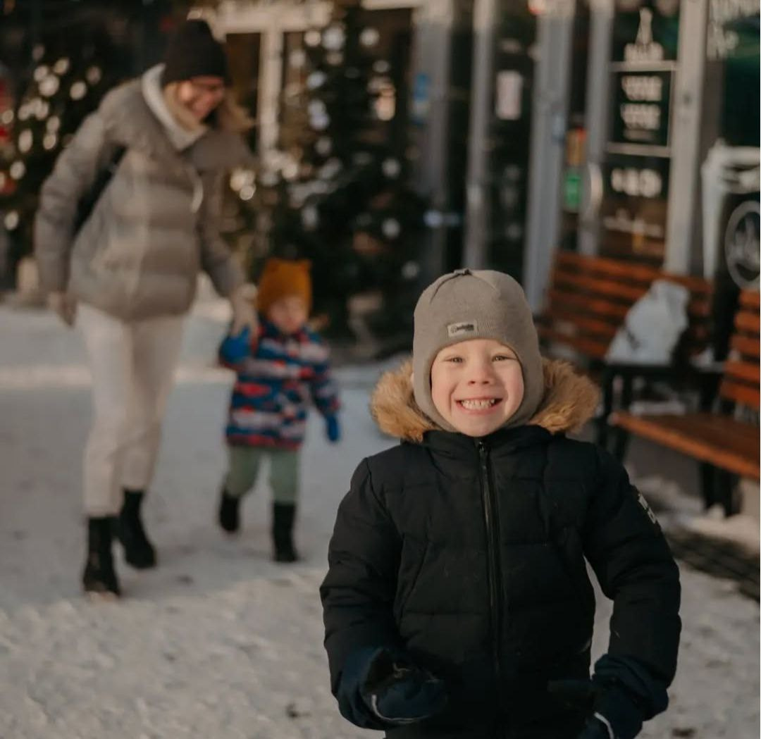 Прогулочные семейные съемки. Семейный фотограф в Новосибирске Юрк Виктория