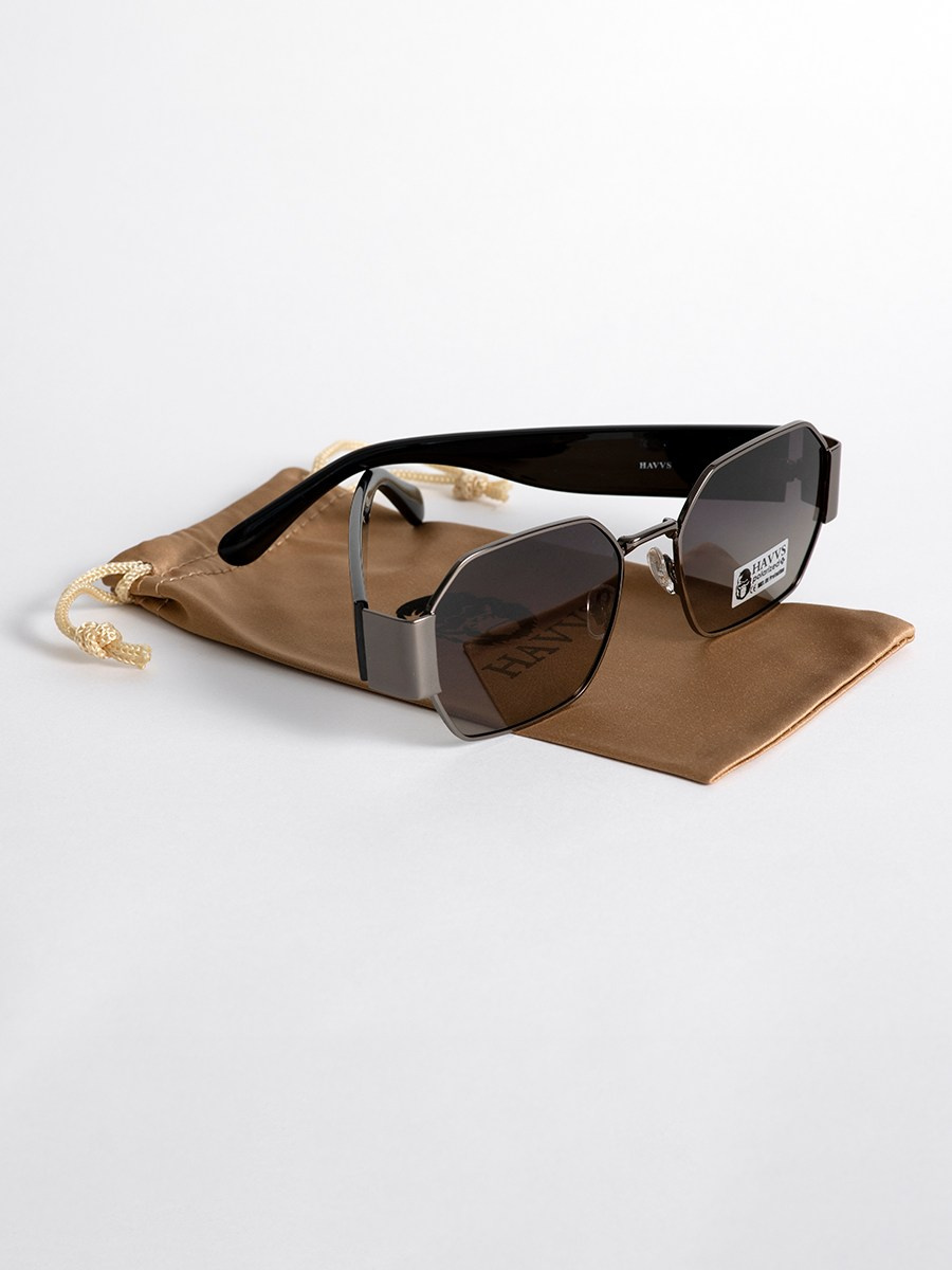 Съемка солнцезащитных очков. Фотограф в Санкт-Петербурге