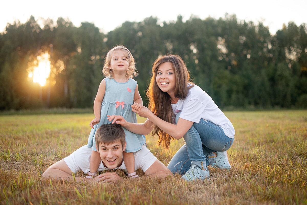 Семейная съёмка на закате. Семейный фотограф в Домодедово и Москве Елена Пичугина