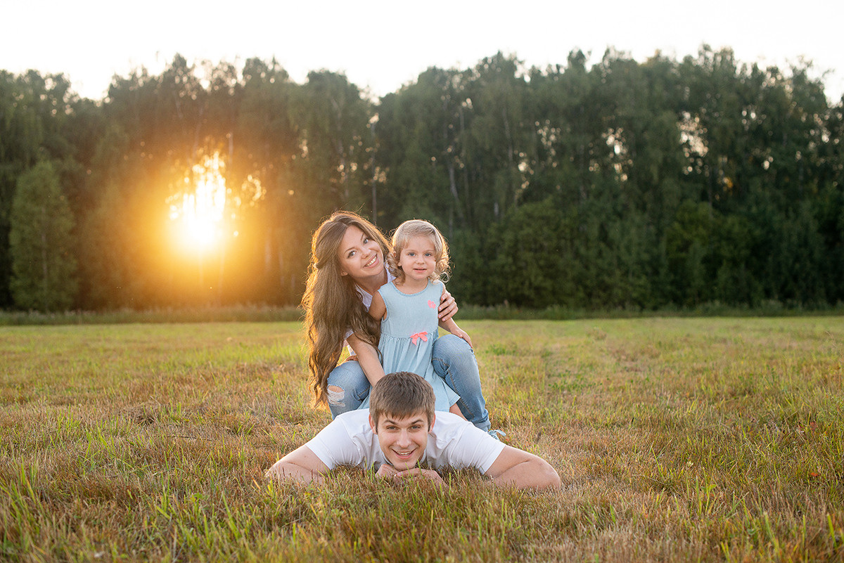 Семейная съёмка на закате. Семейный фотограф в Домодедово и Москве Елена Пичугина