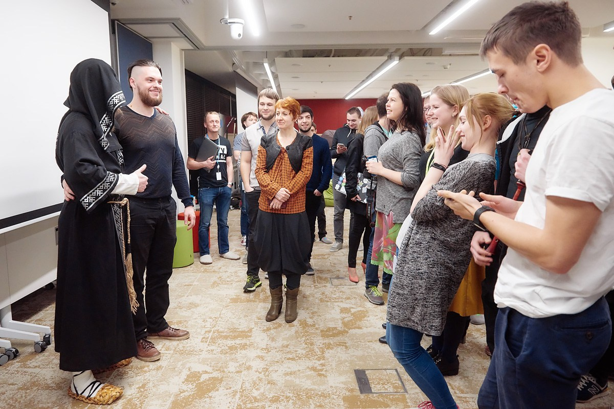 Нейромонах Феофан в Avito. Репортажный фотограф в Москве Вадим Францев