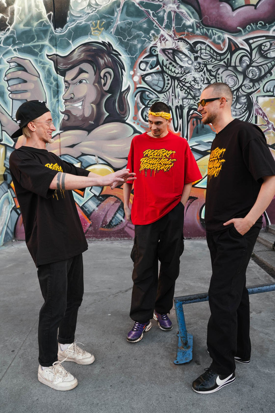 Коммерческая съемка одежды для бренда Доска Треска в Архангельске. Съемки