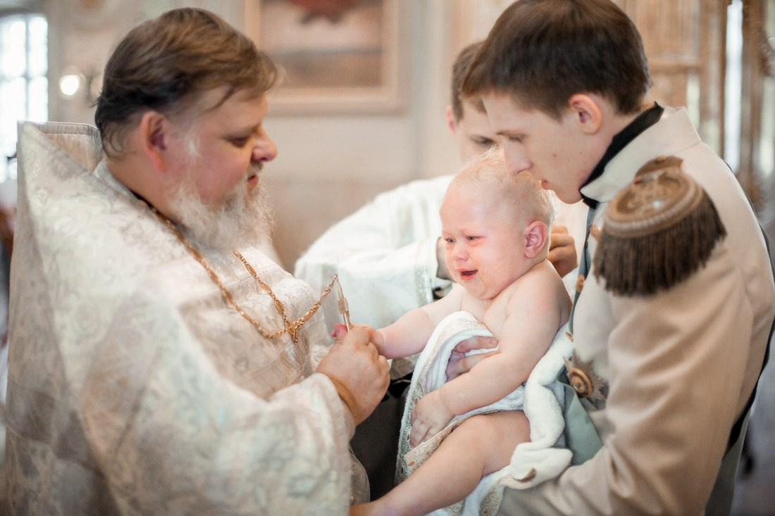 Крестины Михаила. Репортажный фотограф Борис Геер