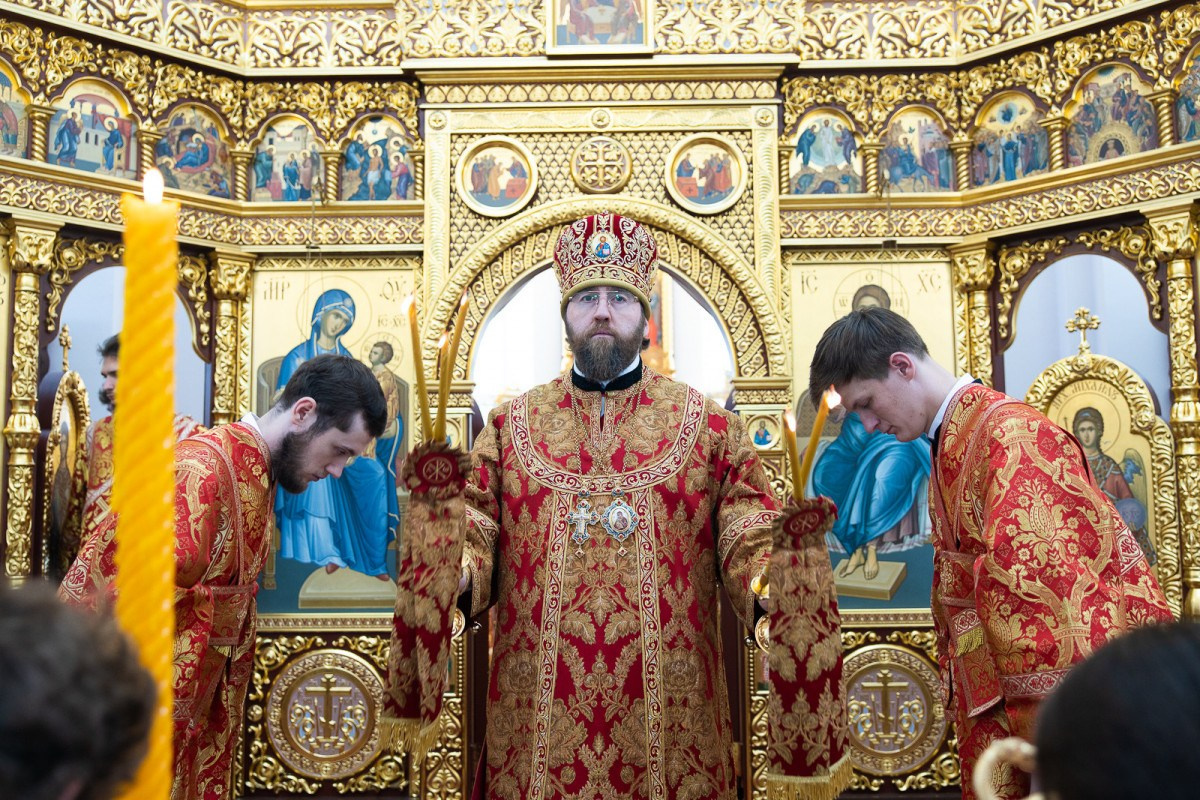 Архиерейское Богослужение в Неделю 4-ю по Пятидесятнице. Саратовское Северо-Западное благочиние