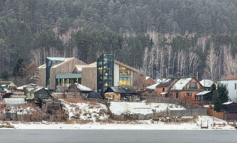 экскурсии Овсянка Красноярск индивидуальный тур фото интересные места что посмотреть куда сходить что посетить достопримечательности в Красноярске фототур аренда кабриолета микроавтобуса трансфер  цена заказать экскурсию программа маршрут смотровые площадки видовые красивые места Национальный парк заповедник Столбы Дивногорск Красноярская ГЭС путешествие туристический маршрут фотосессия фотограф Красноярск