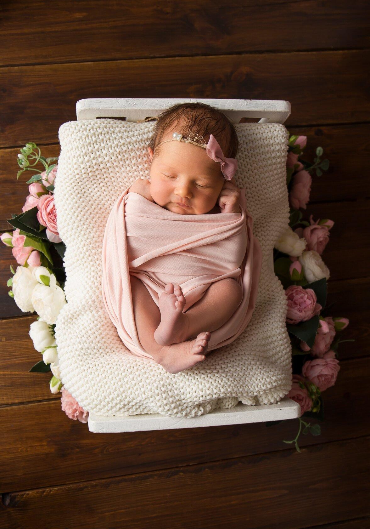 Новорожденные малыши. Фотостудия, фотограф новорожденных в Брюховецком районе Татьяна Кауц. Многолетний опыт работы с новорожденными и молодыми семьями