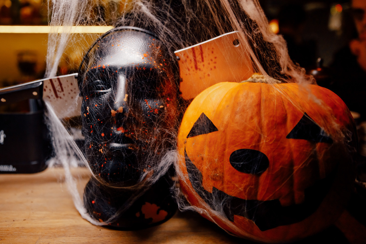 Вечеринка на Хеллоуин. Мята Спортивная — Кальянная, караоке, бар в Минске