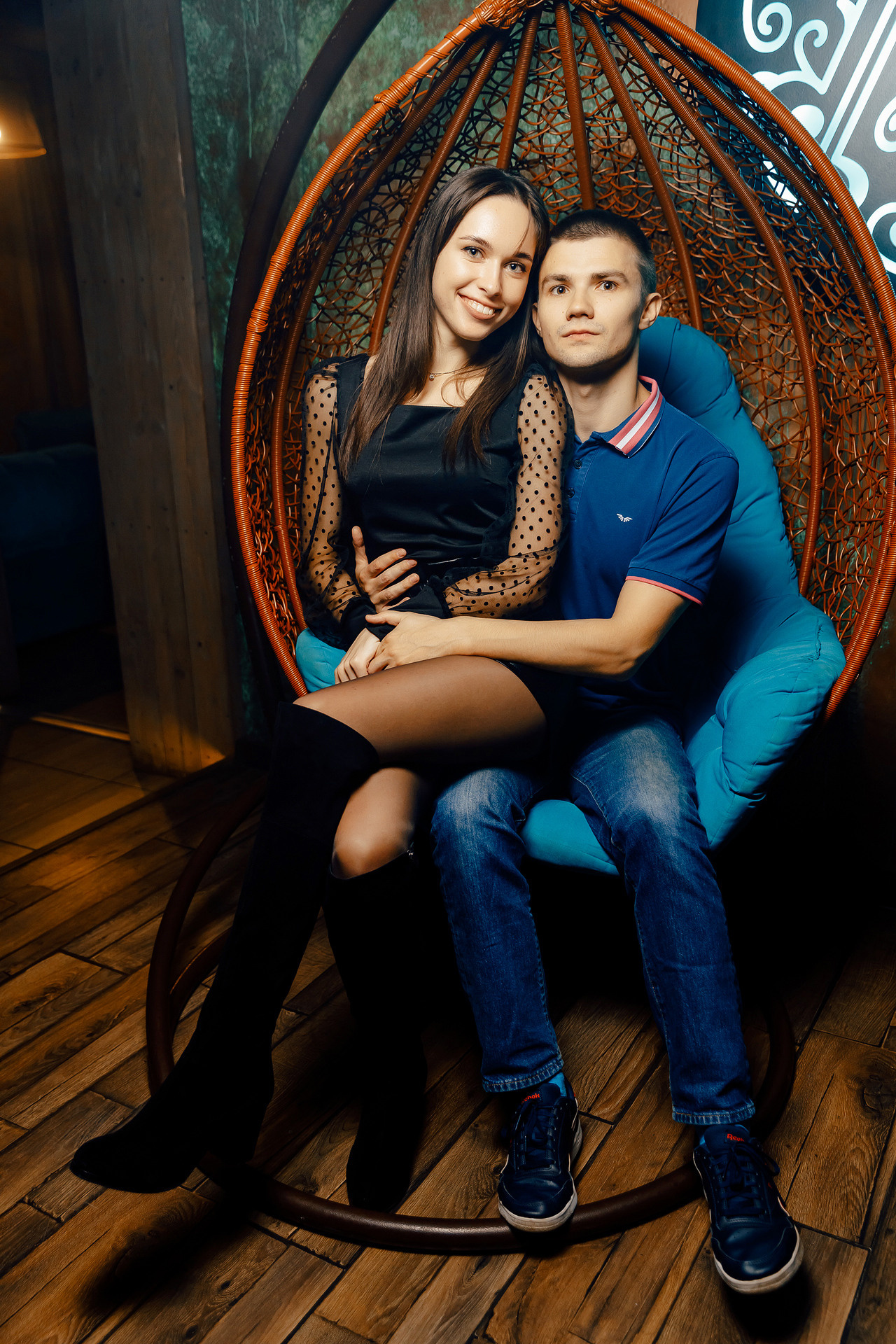 Вечеринка в Мяте. Мята Спортивная — Кальянная, караоке, бар в Минске