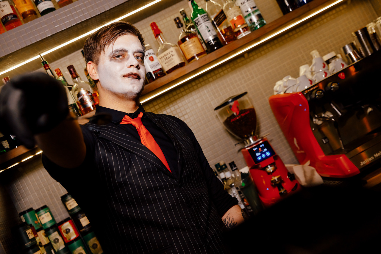 Вечеринка на Хеллоуин. Мята Спортивная — Кальянная, караоке, бар в Минске