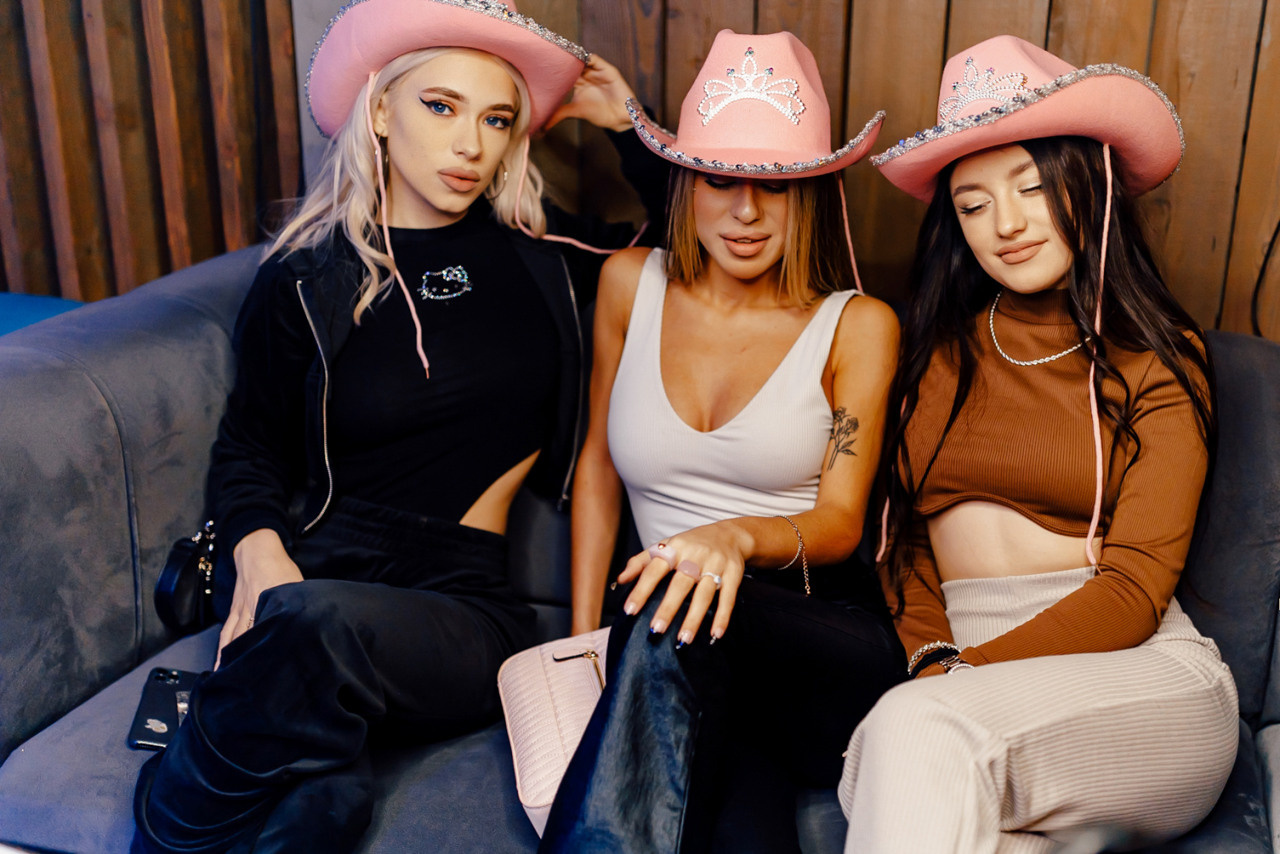 27\11\2021 Суббота в Мяте. Мята Спортивная — Кальянная, караоке, бар в Минске