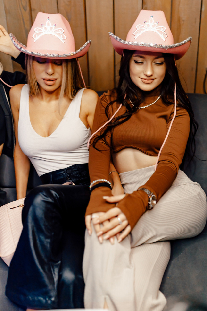 27\11\2021 Суббота в Мяте. Мята Спортивная — Кальянная, караоке, бар в Минске