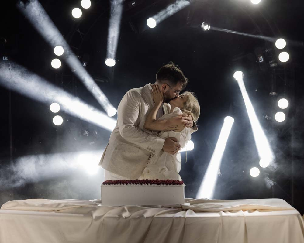 Любовь и ветер. Владимир Киселев — свадебный фотограф в Саратове, Москве и по всему миру
