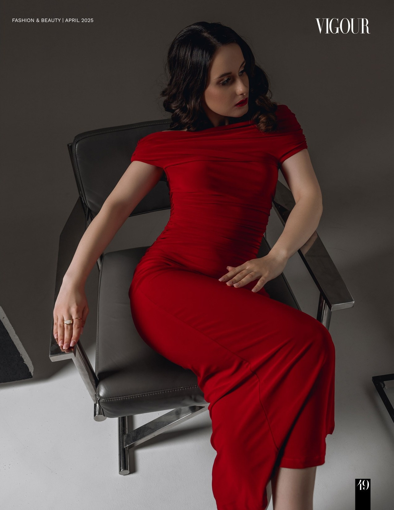 Семейный фотограф Москва. Парная фотосессия в студии или на улице. Теплые и эмоциональные кадры.