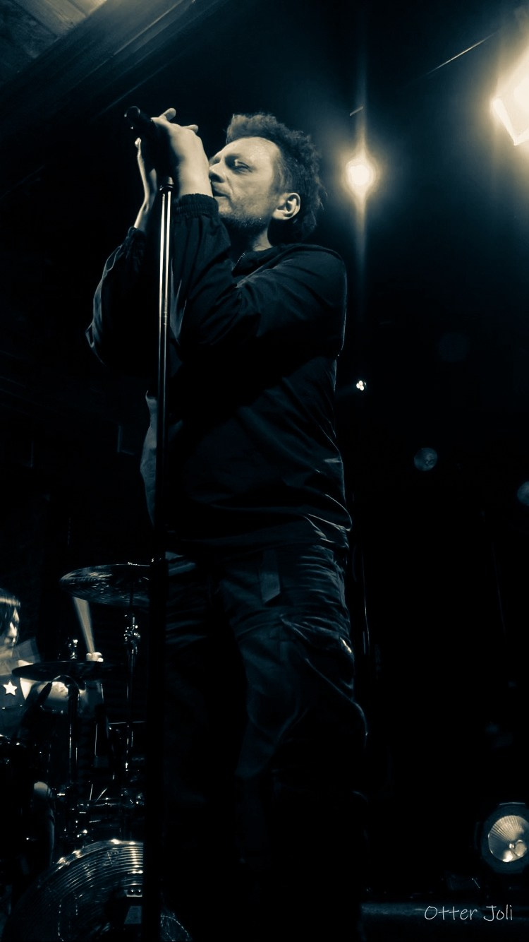 Screens. Концертный репортёр Валерия Сафина