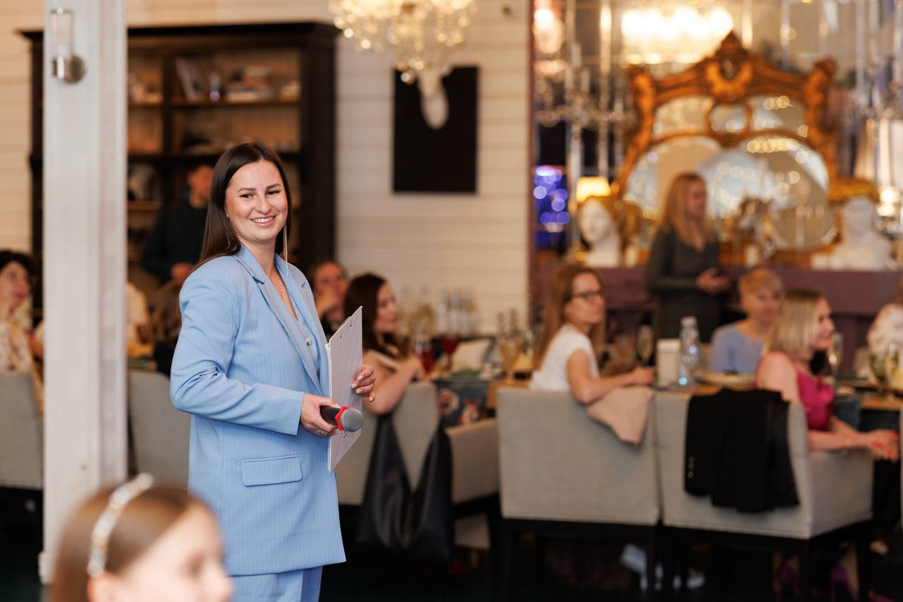 Выпускной 4 класс. Ведущий на свадьбу юбилей корпоратив в Москве и МО Светлана Винокурова