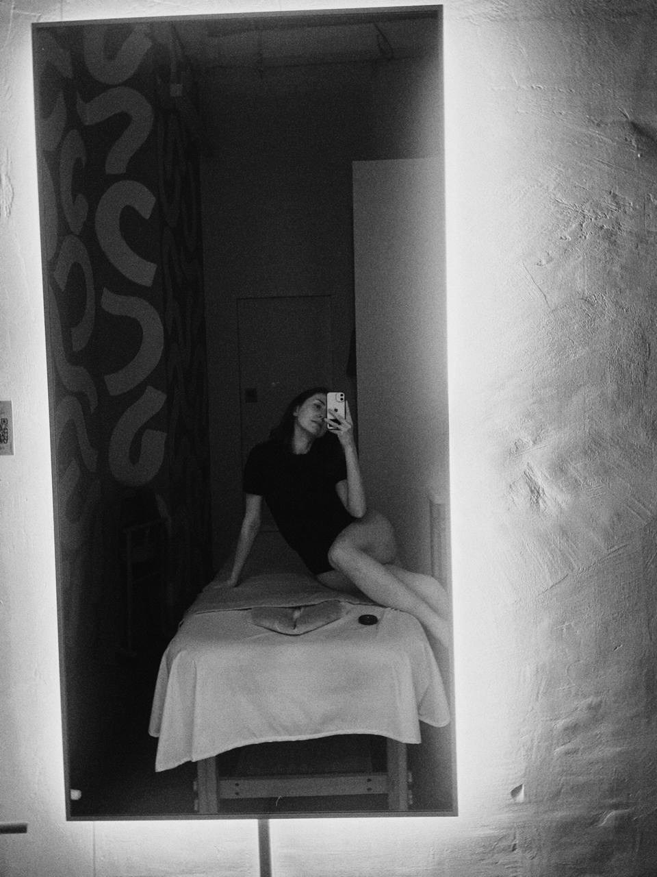 Она пытается достать себя из спячки. Портретный фотограф | Олеся Комарова | Екатеринбург