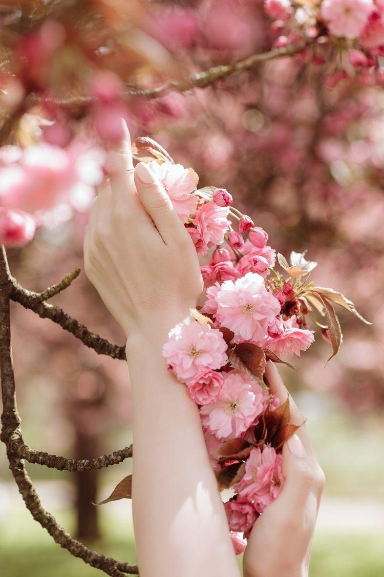 Фотосессия в цветущем саду. Женский и семейный фотограф Светлана