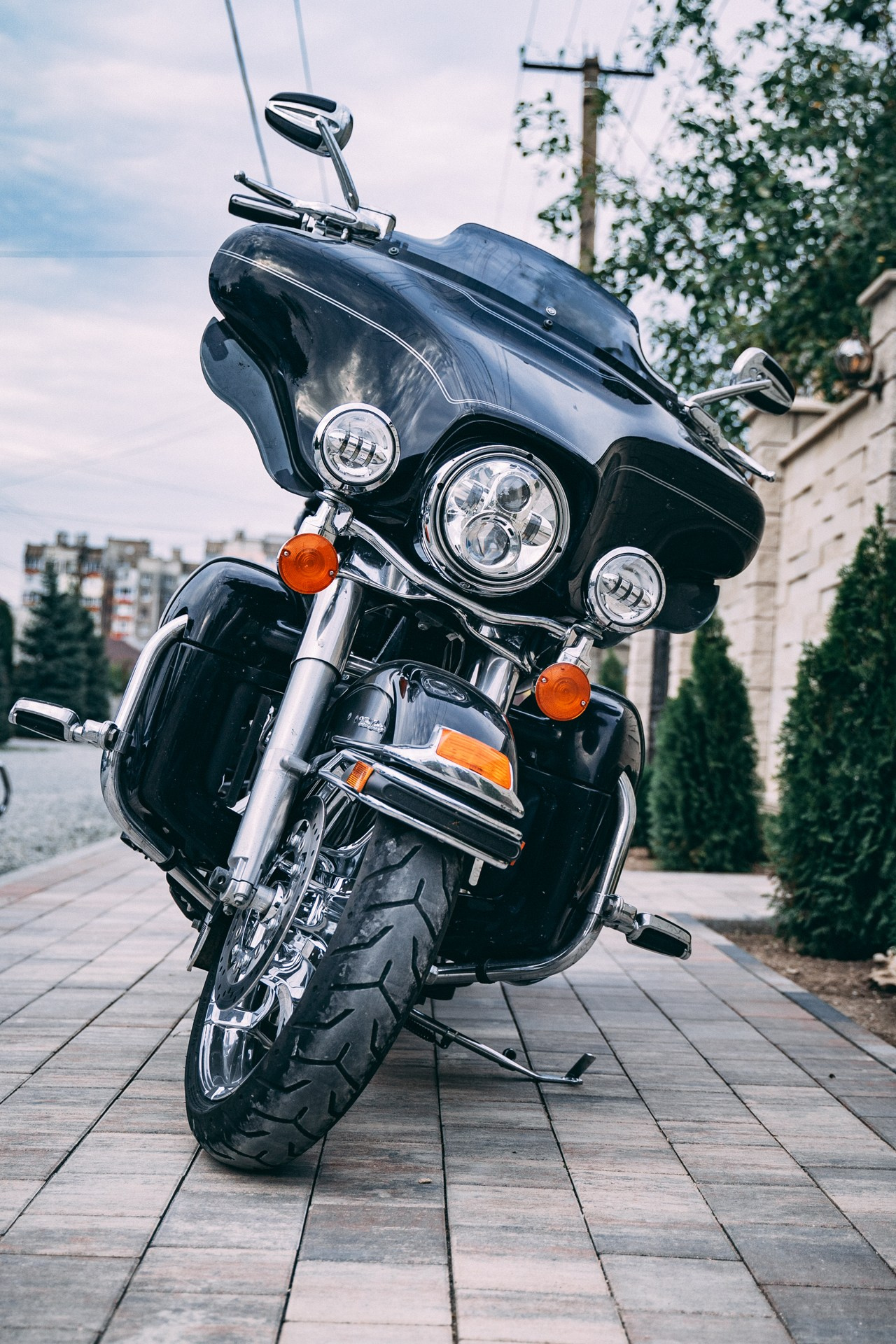 Аренда мотоцикла. Занятия по безопасному управлению мотоциклом Владимир Оллилайнен