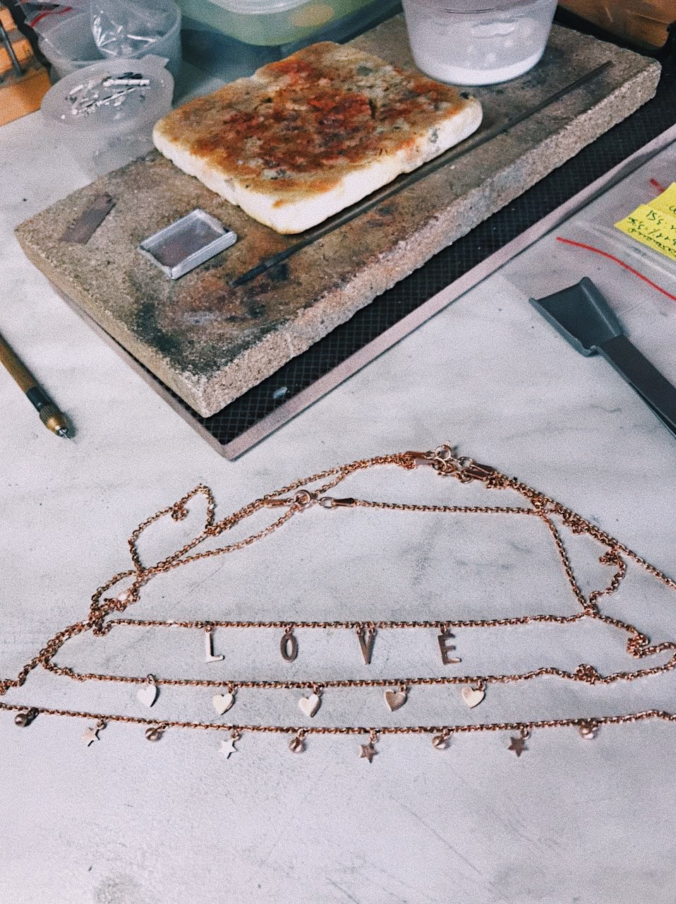 Тройная цепочка из золота LOVE. Металл клиента.