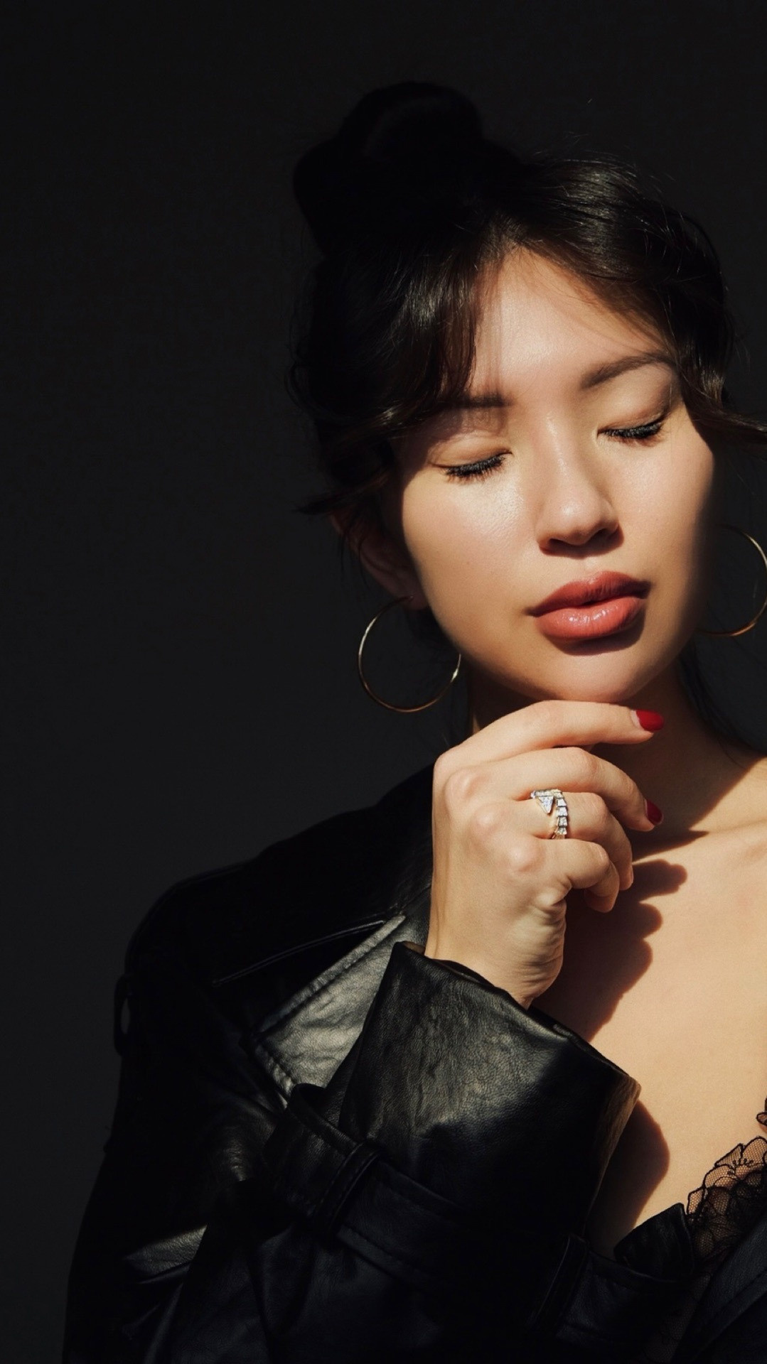 Кольцо из серебра 925 пробы, фианиты. Реплика фирмы BVLGARI. 