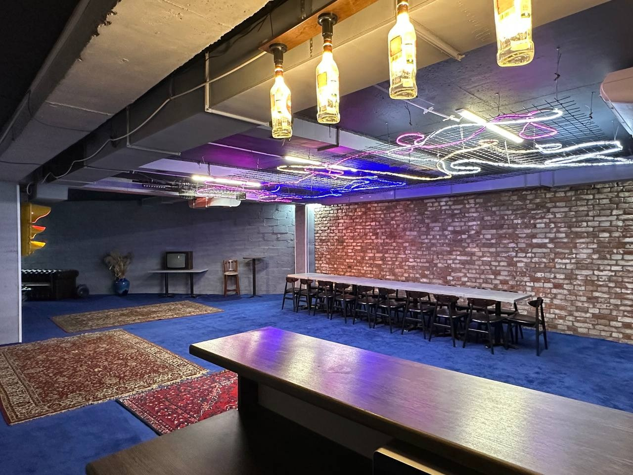 Garage Clubhouse. Сауна с джакузи, водопадом, большим и теплым бассейном, хаммамом в ClubHouse в