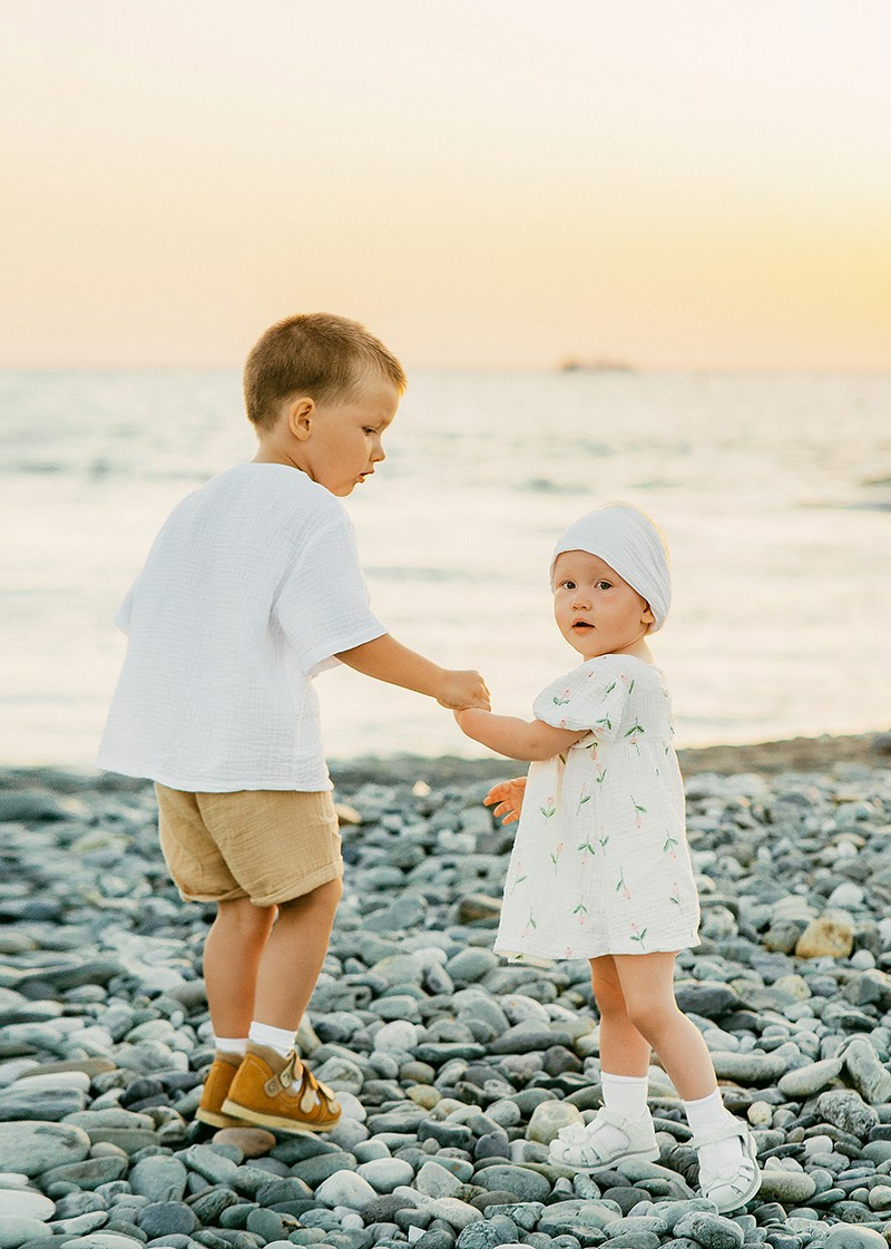 Семейная фотосессия в Сириусе и Адлере. Фотограф в Адлере, Сириусе, Красной Поляне — лавстори, семейные и индивидуальные фотосессии