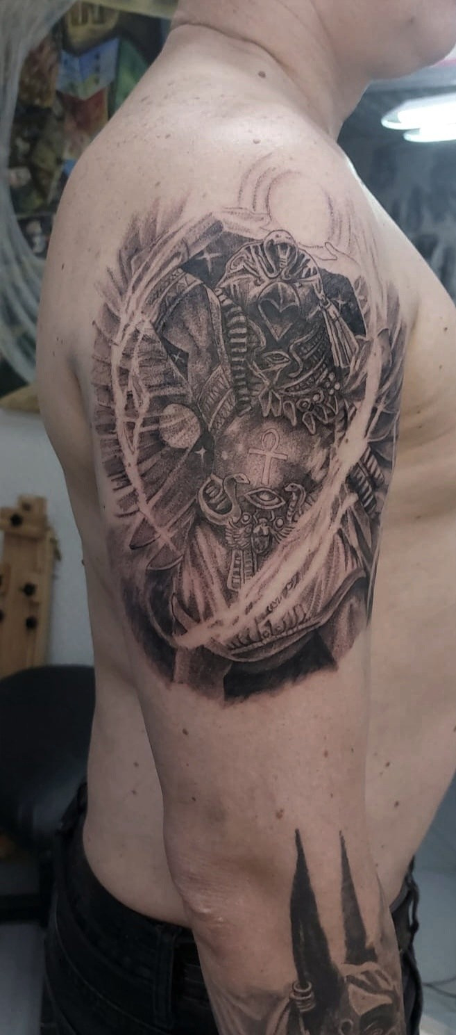 Тату. Яр Панов Арт.Картины, татуировки, роспись стен и одежды в Москве