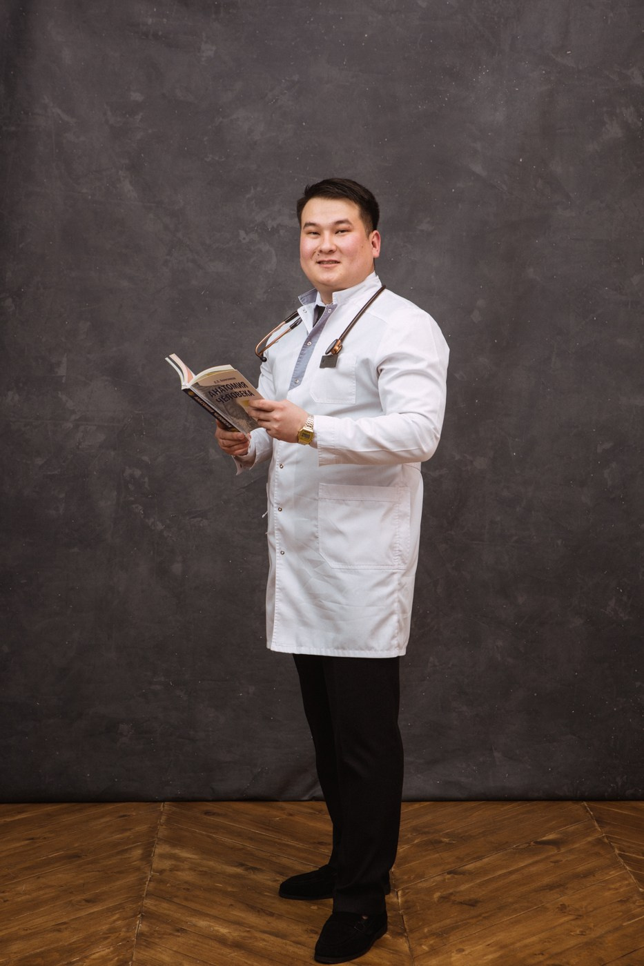 Съемка для выпускников медицинского университета. Фотографы в городе Волгограде — Людмила Агеева и Алексей Околелов