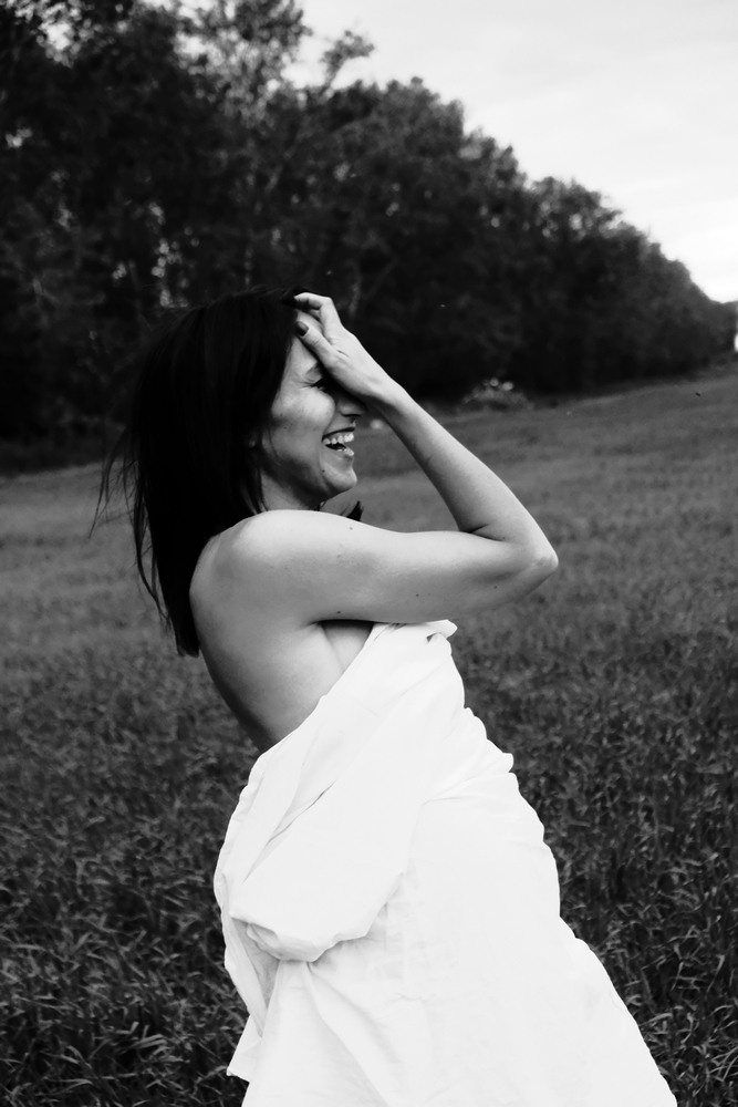 Наташа. Прогулка в поле. Фотограф Наташа Лисица