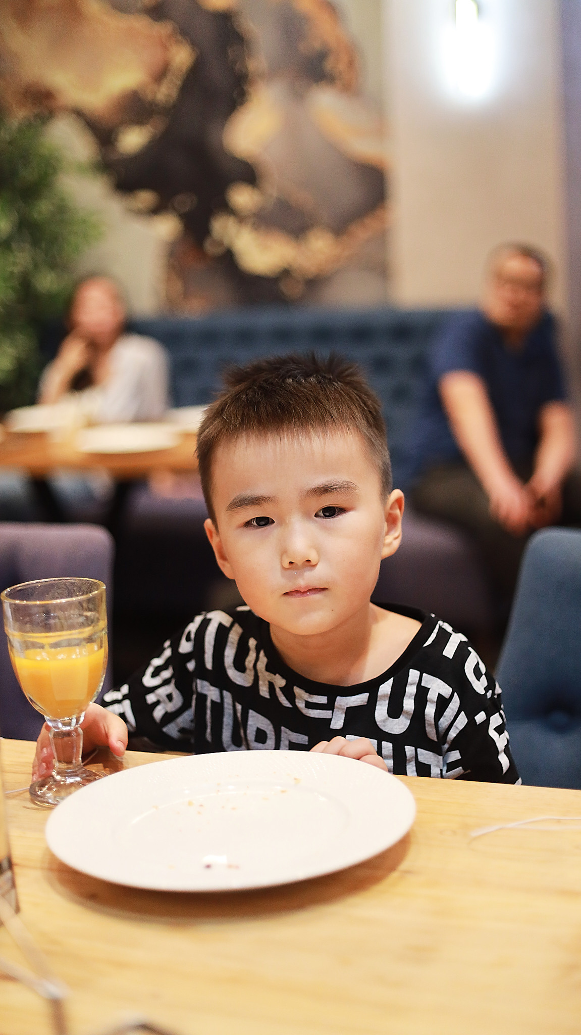 фотограф астана, услуги фотографа, профессиональный фотограф, репортажная съемка, портретная фотосъемка, баскетбол, астана, студийная фотосессия, фотосессия астана, детский фотограф, фотограф на день рождения, фотограф на праздник, выездная фотостудия