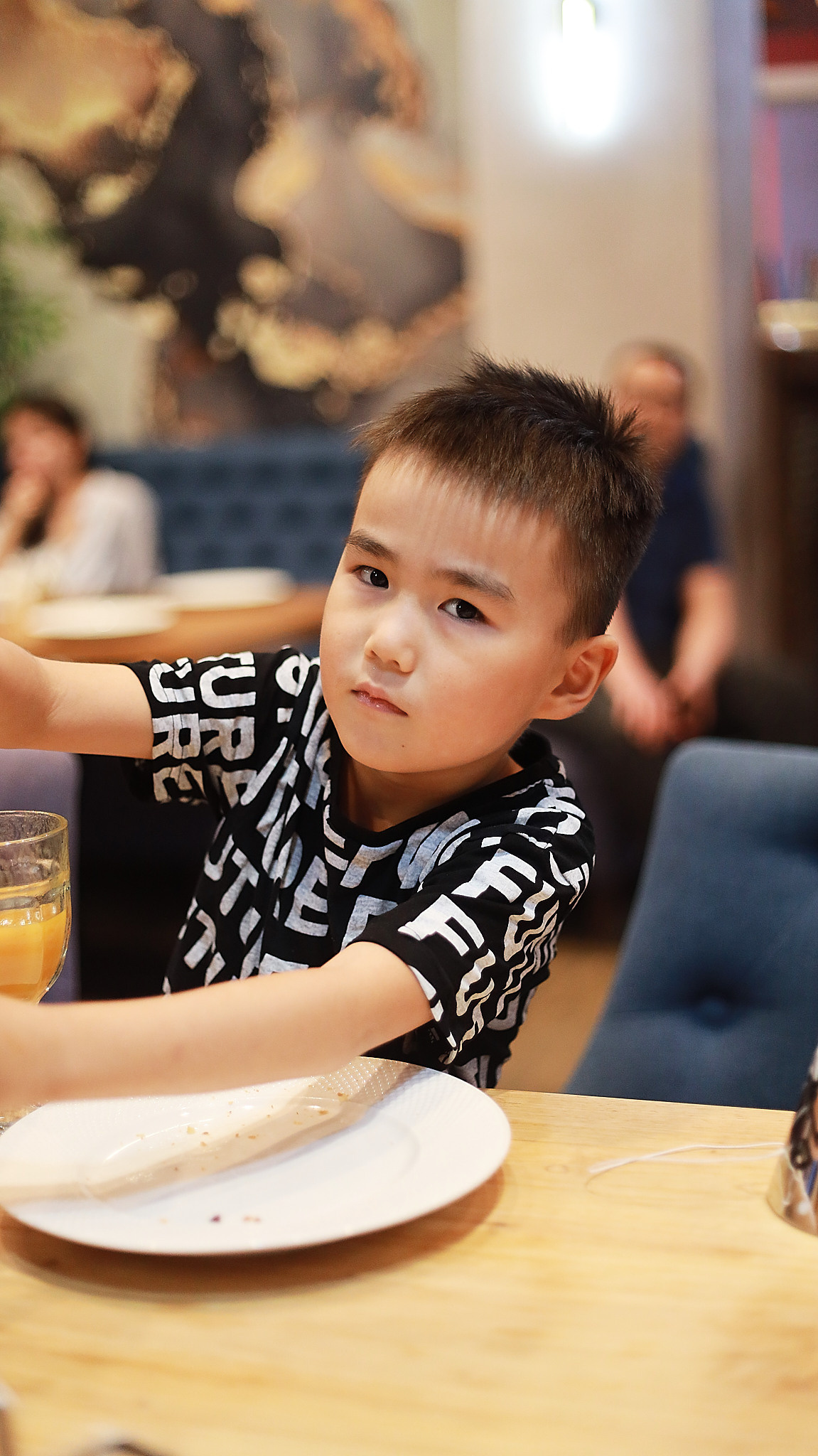 фотограф астана, услуги фотографа, профессиональный фотограф, репортажная съемка, портретная фотосъемка, баскетбол, астана, студийная фотосессия, фотосессия астана, детский фотограф, фотограф на день рождения, фотограф на праздник, выездная фотостудия