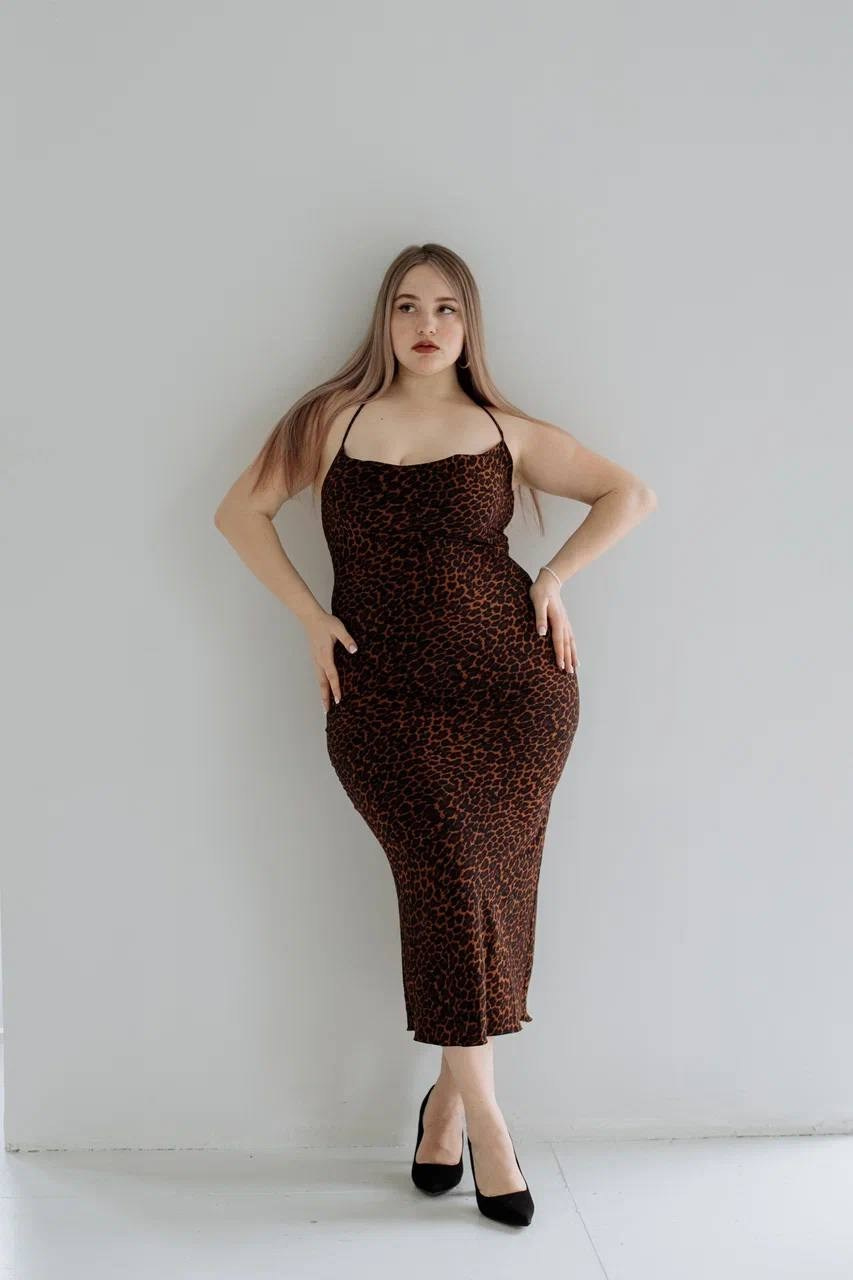 Настя М, 52-54 р-р, 175 см. KED Production — продакшн из СПб. Создаём фото, видео и контент, который помогает брендам и селлерам продавать больше