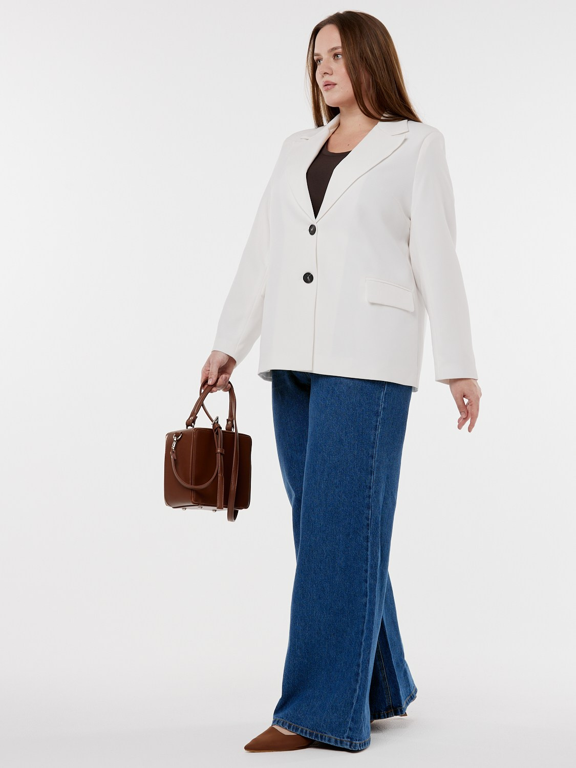 Людмила, 52-54 р-р, 177 рост. KED Production — продакшн из СПб. Создаём фото, видео и контент, который помогает брендам и селлерам продавать больше