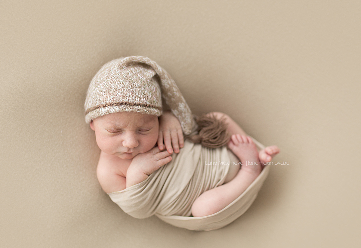 Фотосессия новорождённого. Фотограф новорождённых малышей и детский фотограф В Казани Лана Максим
