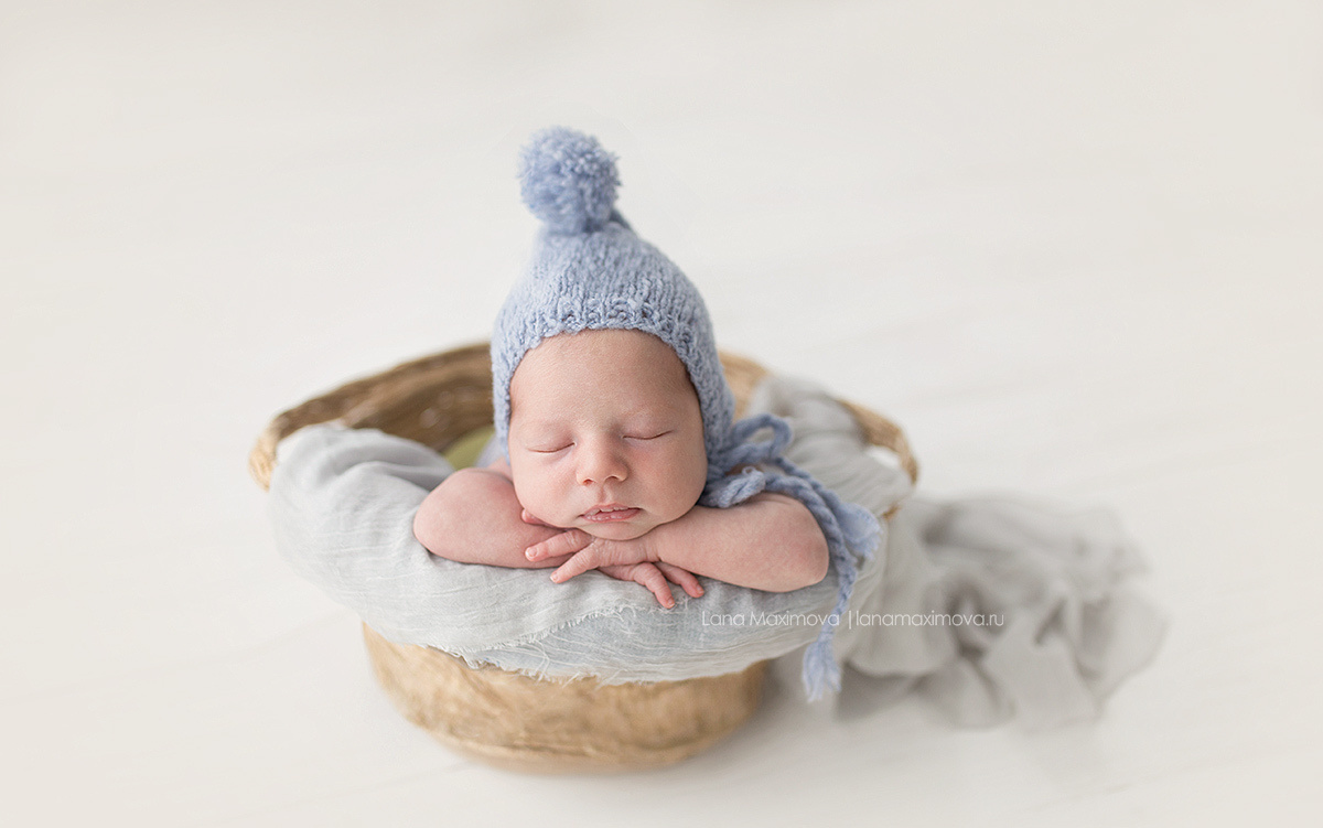 Фотосессия новорождённого. Фотограф новорождённых малышей и детский фотограф В Казани Лана Максим