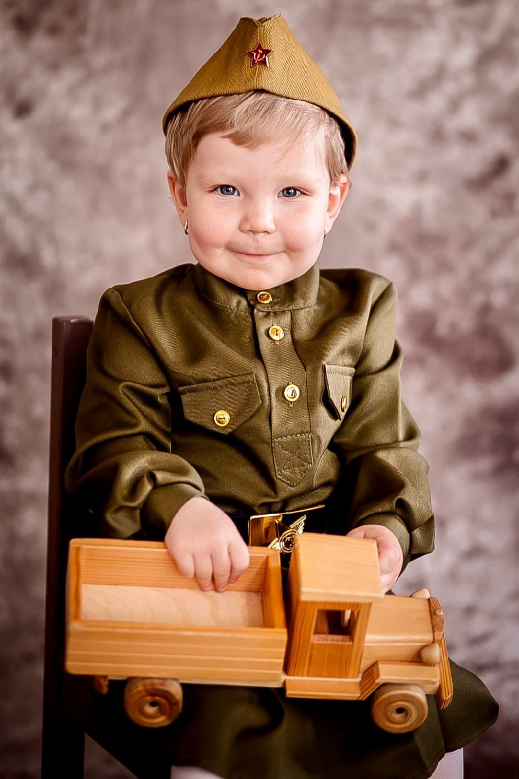 Военный фотодень. Фотограф Крещения, а также семейный и детский фотограф в Оренбурге