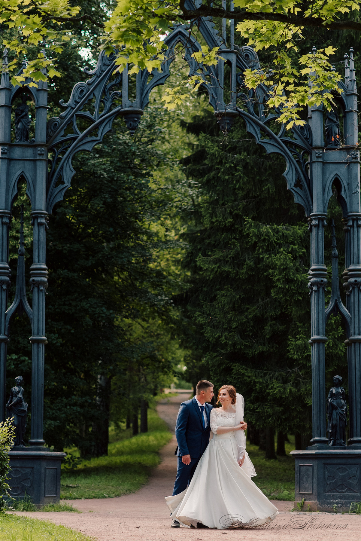 Свадебная фотосессия в Пушкине. Семейный и Свадебный фотограф. Санкт-Петербург. Пушкин