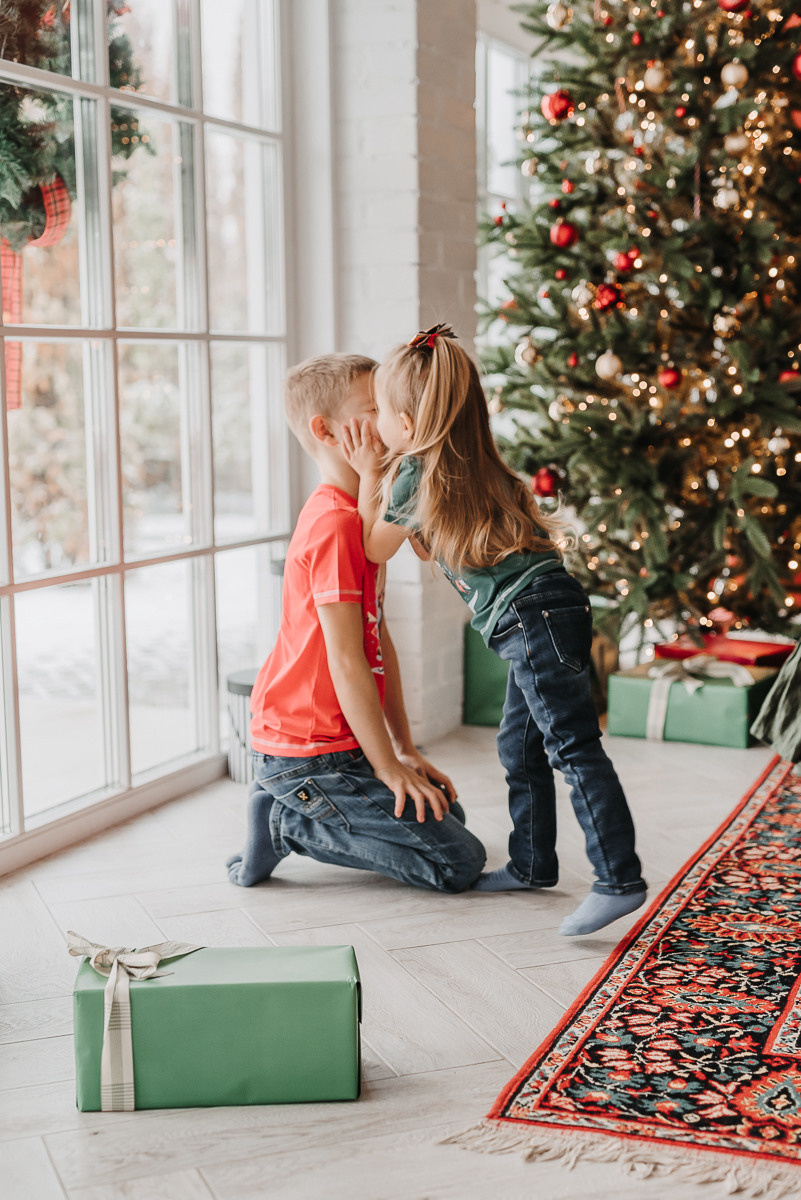 Christmas time. Family photographer in Israel | Alesya Superfin