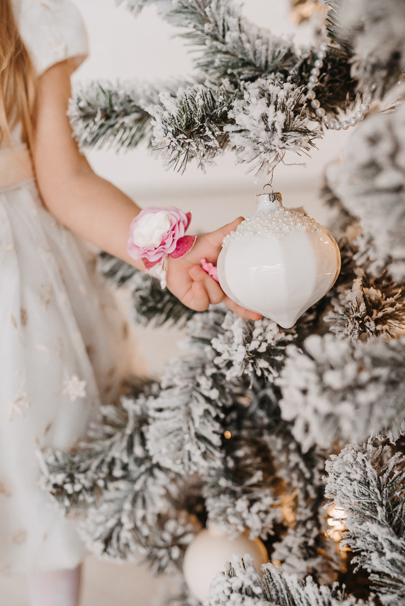 Christmas time. Family photographer in Israel | Alesya Superfin