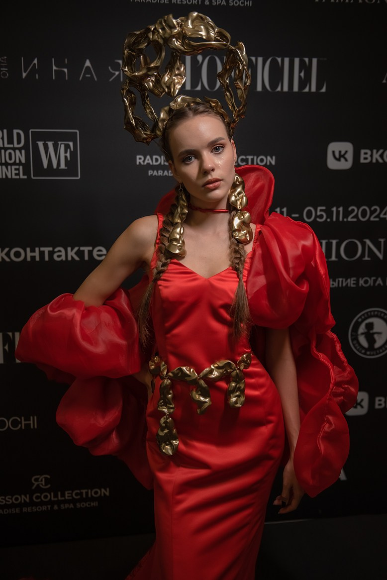 SochiFashionWeek2024 дизайнер Анохина Светлана. Семейный и коммерческий фотограф в Сочи Александр Бодунов